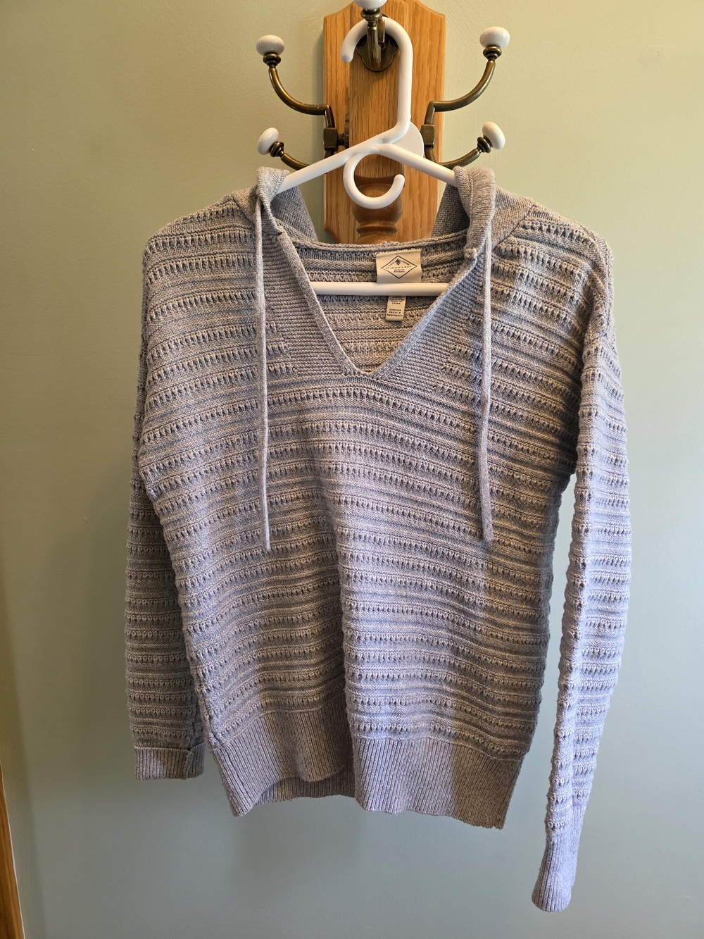 St. John's Bay Women's Light Gray V-Neck Hooded Sweater